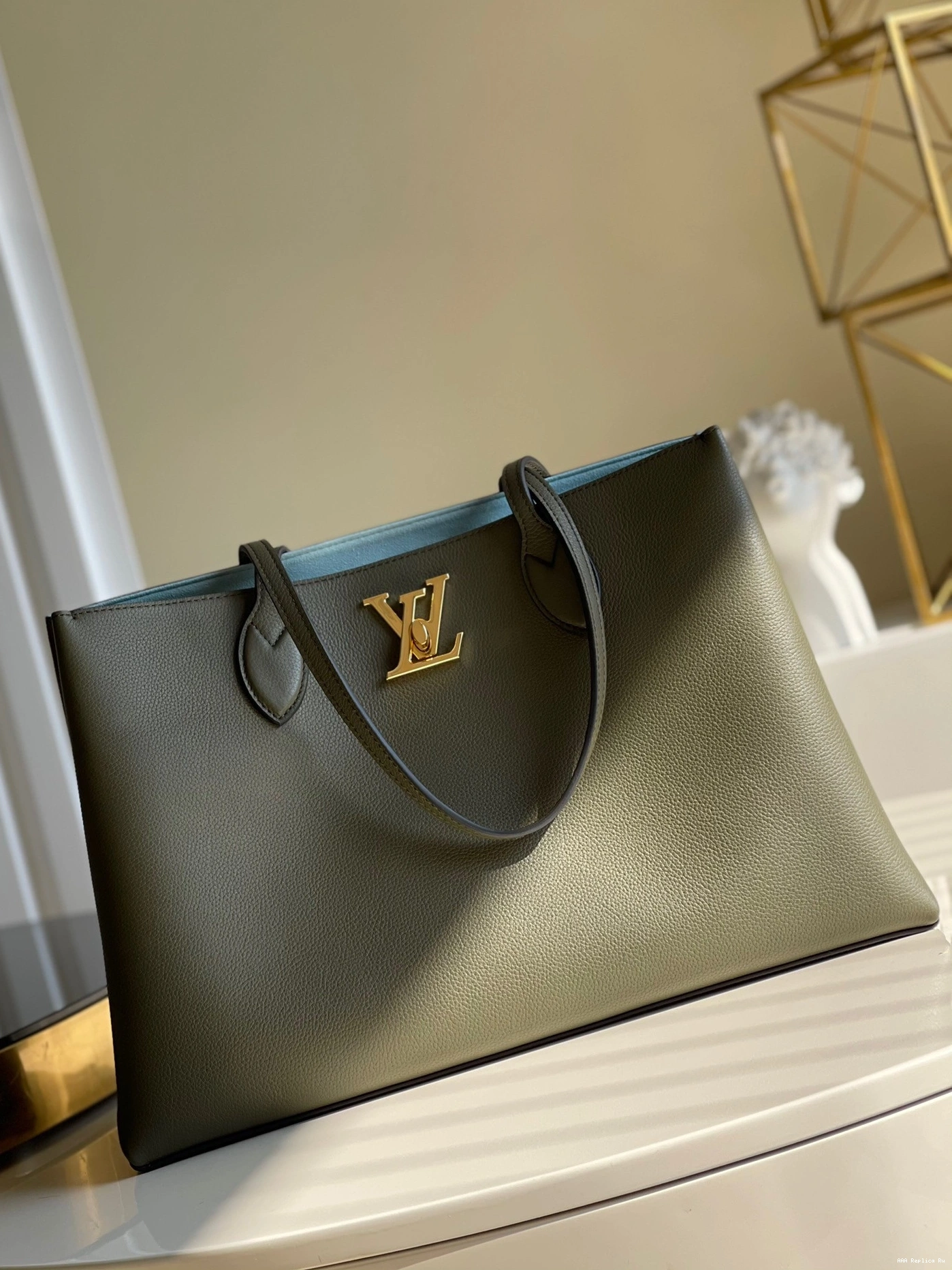 AAA Replica Ru LOCKME VUITTON LOUIS SHOPPER 0803